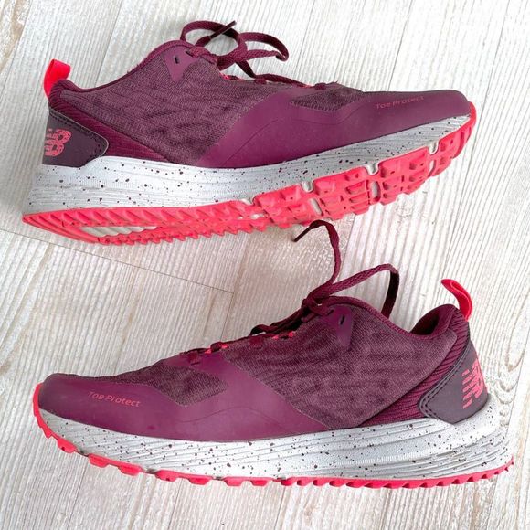 New Balance All Terrain Nitrel V3 Athletic Sneakers | Bordeaux Size 7.5 - Picture 3 of 9